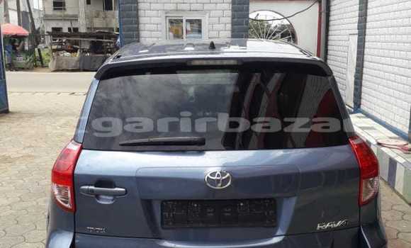Sayi Na hannu Toyota RAV4 Black Mota in Douala a Ƙasar Kamaru Sayi Na hannu Toyota RAV4 Black Mota in Douala a Ƙasar Kamaru