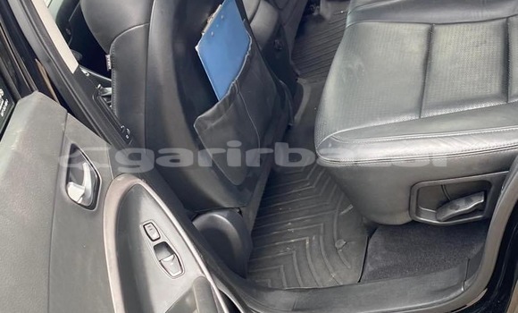 Sayi Na hannu Hyundai Santa Fe Black Mota in Douala a Ƙasar Kamaru Sayi Na hannu Hyundai Santa Fe Black Mota in Douala a Ƙasar Kamaru