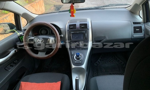 Acheter Occasion Voiture Toyota Auris Bleu à Yaoundé, Central Cameroon Acheter Occasion Voiture Toyota Auris Bleu à Yaoundé, Central Cameroon