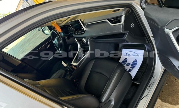 Acheter Neuf Voiture Toyota RAV4 Autre à Yaoundé, Central Cameroon Acheter Neuf Voiture Toyota RAV4 Autre à Yaoundé, Central Cameroon