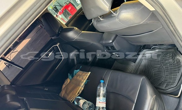 Acheter Neuf Voiture Toyota RAV4 Autre à Yaoundé, Central Cameroon Acheter Neuf Voiture Toyota RAV4 Autre à Yaoundé, Central Cameroon