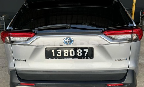 Acheter Neuf Voiture Toyota RAV4 Autre à Yaoundé, Central Cameroon Acheter Neuf Voiture Toyota RAV4 Autre à Yaoundé, Central Cameroon