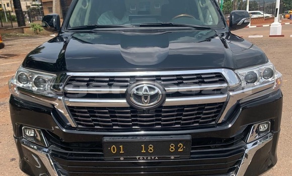 Acheter Occasion Voiture Toyota Land Cruiser Noir à Yaoundé, Central Cameroon