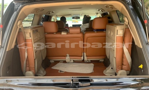 Acheter Occasion Voiture Toyota Land Cruiser Noir à Yaoundé, Central Cameroon Acheter Occasion Voiture Toyota Land Cruiser Noir à Yaoundé, Central Cameroon