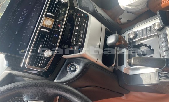 Acheter Occasion Voiture Toyota Land Cruiser Noir à Yaoundé, Central Cameroon Acheter Occasion Voiture Toyota Land Cruiser Noir à Yaoundé, Central Cameroon