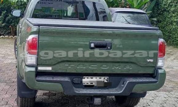 Sayi Sabo Toyota Tacoma Green Mota in Douala a Ƙasar Kamaru Sayi Sabo Toyota Tacoma Green Mota in Douala a Ƙasar Kamaru