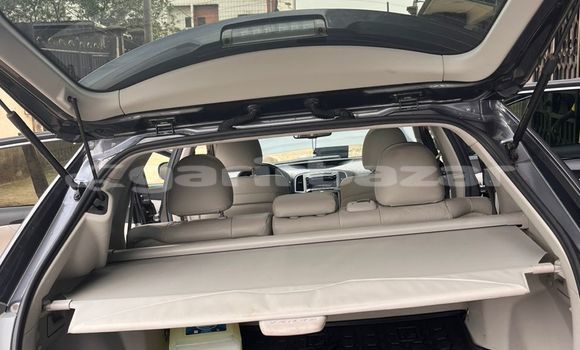 Sayi Na hannu Toyota Venza Azurfa Mota in Douala a Ƙasar Kamaru Sayi Na hannu Toyota Venza Azurfa Mota in Douala a Ƙasar Kamaru