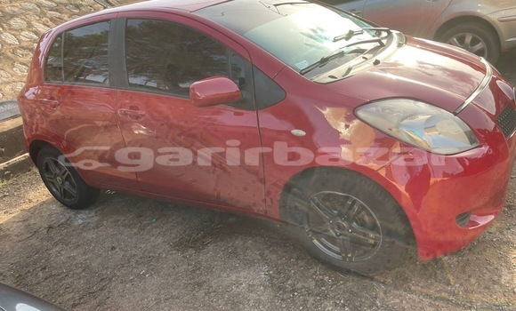 Acheter Neuf Voiture Toyota Yaris Rouge à Yaoundé, Central Cameroon Acheter Neuf Voiture Toyota Yaris Rouge à Yaoundé, Central Cameroon