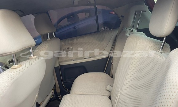 Acheter Neuf Voiture Toyota Yaris Rouge à Yaoundé, Central Cameroon Acheter Neuf Voiture Toyota Yaris Rouge à Yaoundé, Central Cameroon