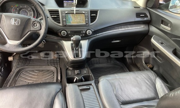 Buy New Honda CR–V Silver Car in Yaounde in Central Cameroon Buy New Honda CR–V Silver Car in Yaounde in Central Cameroon