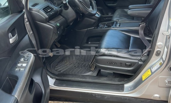 Buy New Honda CR–V Silver Car in Yaounde in Central Cameroon Buy New Honda CR–V Silver Car in Yaounde in Central Cameroon