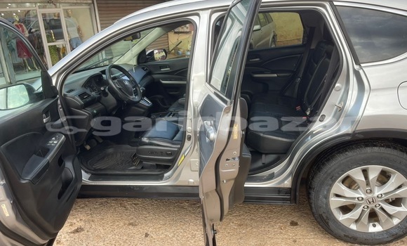 Buy New Honda CR–V Silver Car in Yaounde in Central Cameroon Buy New Honda CR–V Silver Car in Yaounde in Central Cameroon