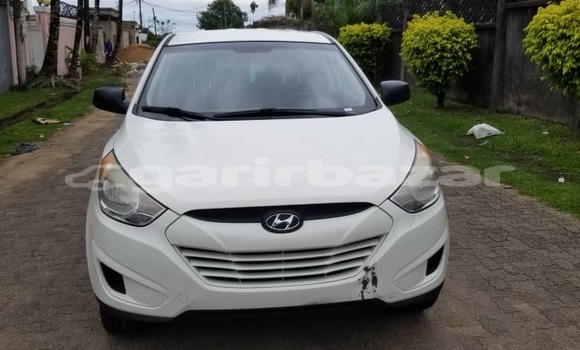 Acheter Occasion Voiture Hyundai Tucson Blanc à Douala, Littoral Cameroon