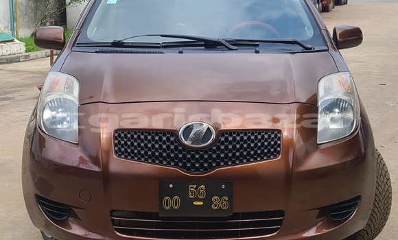 Acheter Import Voiture Toyota Yaris Marron à Douala, Littoral Cameroon Acheter Import Voiture Toyota Yaris Marron à Douala, Littoral Cameroon