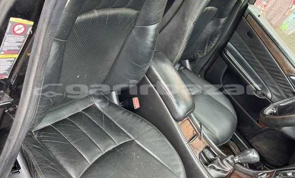 Acheter Occasion Voiture Mercedes‒Benz C–Class Noir à Douala, Littoral Cameroon Acheter Occasion Voiture Mercedes‒Benz C–Class Noir à Douala, Littoral Cameroon