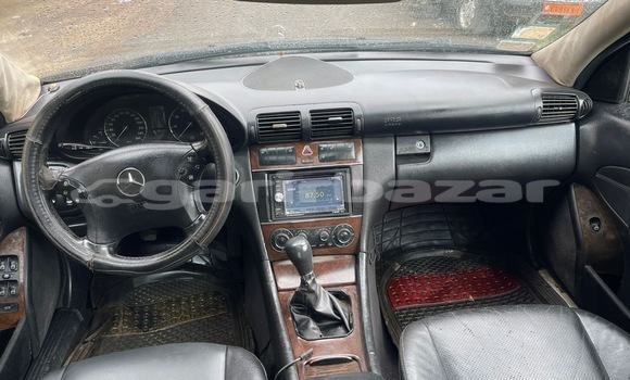 Acheter Occasion Voiture Mercedes‒Benz C–Class Noir à Douala, Littoral Cameroon Acheter Occasion Voiture Mercedes‒Benz C–Class Noir à Douala, Littoral Cameroon