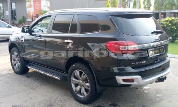 Acheter Occasion Voiture Ford Everest Noir à Douala, Littoral Cameroon Acheter Occasion Voiture Ford Everest Noir à Douala, Littoral Cameroon