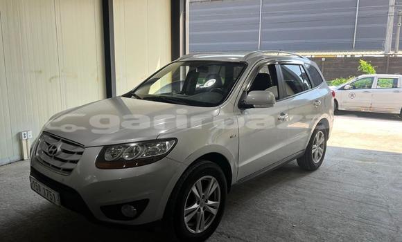 Acheter Import Voiture Hyundai Santa Fe Gris à Douala, Littoral Cameroon Acheter Import Voiture Hyundai Santa Fe Gris à Douala, Littoral Cameroon