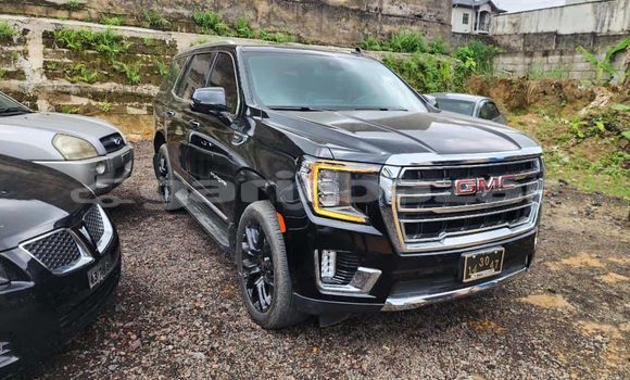 Sayi Imported GMC Yukon Black Mota in Douala a Ƙasar Kamaru