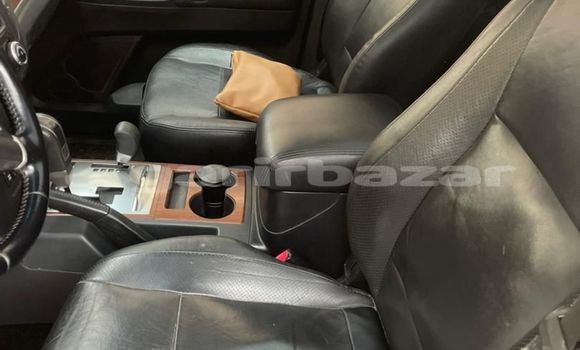 Buy Import Mitsubishi Pajero Silver Car in Douala in Littoral Cameroon Buy Import Mitsubishi Pajero Silver Car in Douala in Littoral Cameroon