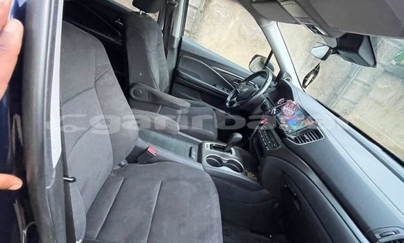 Acheter Occasion Voiture Toyota Hilux Surf Bleu à Douala, Littoral Cameroon Acheter Occasion Voiture Toyota Hilux Surf Bleu à Douala, Littoral Cameroon