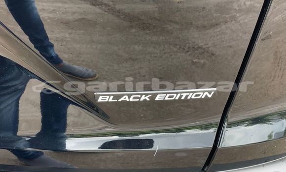 Acheter Occasion Voiture Toyota Hilux Surf Noir à Douala, Littoral Cameroon Acheter Occasion Voiture Toyota Hilux Surf Noir à Douala, Littoral Cameroon