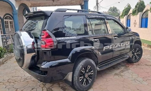 Sayi Sabo Toyota Land Cruiser Prado Black Mota in Douala a Ƙasar Kamaru Sayi Sabo Toyota Land Cruiser Prado Black Mota in Douala a Ƙasar Kamaru