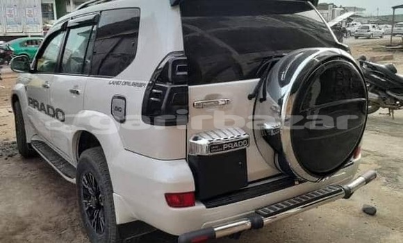 Acheter Neuf Voiture Toyota Land Cruiser Prado Blanc à Douala, Littoral Cameroon