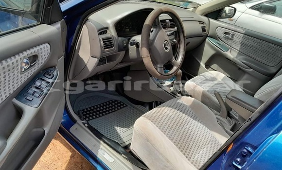 Acheter Occasion Voiture Mazda 626 Bleu à Yaoundé, Central Cameroon Acheter Occasion Voiture Mazda 626 Bleu à Yaoundé, Central Cameroon