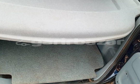 Sayi Na hannu Toyota Verso Blue Mota in Yaounde a Babban Kamaru Sayi Na hannu Toyota Verso Blue Mota in Yaounde a Babban Kamaru