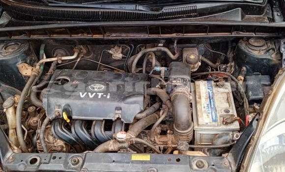 Sayi Na hannu Toyota Verso Blue Mota in Yaounde a Babban Kamaru Sayi Na hannu Toyota Verso Blue Mota in Yaounde a Babban Kamaru