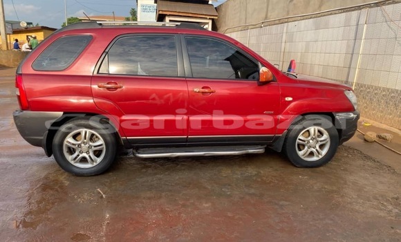 Acheter Occasion Voiture Kia Sportage Rouge à Yaoundé, Central Cameroon