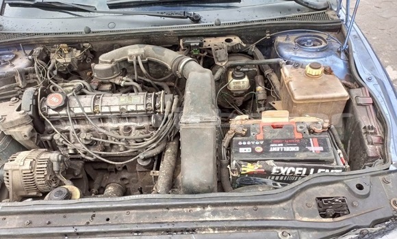 Acheter Neuf Voiture Renault Laguna Bleu à Douala, Littoral Cameroon Acheter Neuf Voiture Renault Laguna Bleu à Douala, Littoral Cameroon