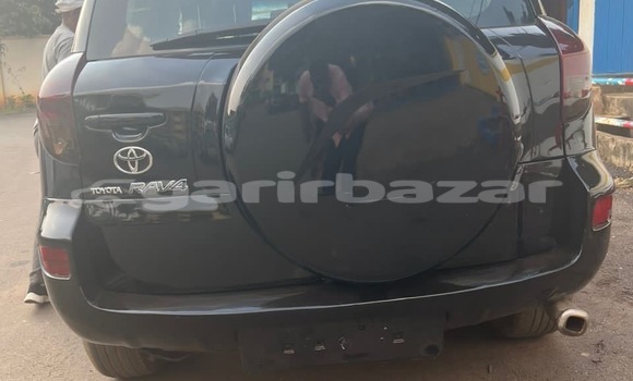 Acheter Occasion Voiture Toyota RAV4 Noir à Yaoundé, Central Cameroon Acheter Occasion Voiture Toyota RAV4 Noir à Yaoundé, Central Cameroon