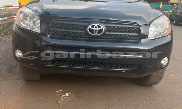 Acheter Occasion Voiture Toyota RAV4 Noir à Yaoundé, Central Cameroon Acheter Occasion Voiture Toyota RAV4 Noir à Yaoundé, Central Cameroon
