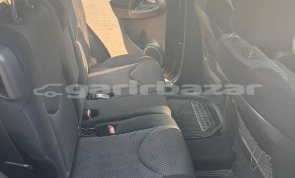 Acheter Occasion Voiture Toyota RAV4 Noir à Yaoundé, Central Cameroon Acheter Occasion Voiture Toyota RAV4 Noir à Yaoundé, Central Cameroon