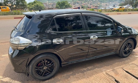 Acheter Occasion Voiture Toyota Blade Noir à Yaoundé, Central Cameroon Acheter Occasion Voiture Toyota Blade Noir à Yaoundé, Central Cameroon