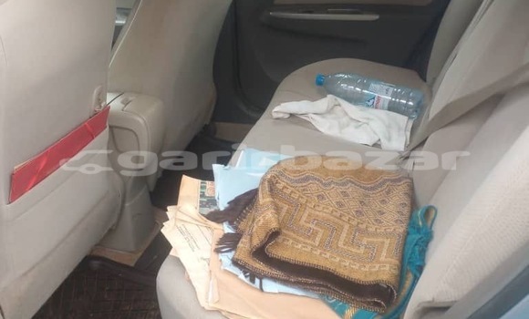 Sayi Sabo Toyota Yaris Sauran Mota in Yaounde a Babban Kamaru Sayi Sabo Toyota Yaris Sauran Mota in Yaounde a Babban Kamaru