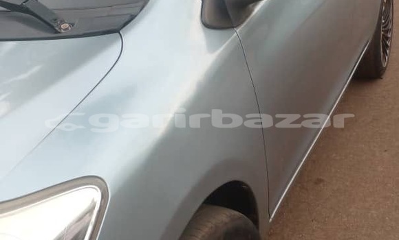 Sayi Sabo Toyota Yaris Sauran Mota in Yaounde a Babban Kamaru Sayi Sabo Toyota Yaris Sauran Mota in Yaounde a Babban Kamaru