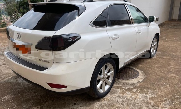 Sayi Sabo Lexus RX 350 White Mota in Yaounde a Babban Kamaru Sayi Sabo Lexus RX 350 White Mota in Yaounde a Babban Kamaru