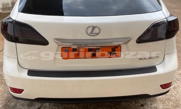 Sayi Sabo Lexus RX 350 White Mota in Yaounde a Babban Kamaru Sayi Sabo Lexus RX 350 White Mota in Yaounde a Babban Kamaru