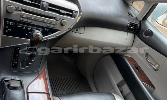 Sayi Sabo Lexus RX 350 White Mota in Yaounde a Babban Kamaru Sayi Sabo Lexus RX 350 White Mota in Yaounde a Babban Kamaru