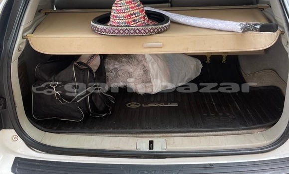 Sayi Sabo Lexus RX 350 White Mota in Yaounde a Babban Kamaru Sayi Sabo Lexus RX 350 White Mota in Yaounde a Babban Kamaru