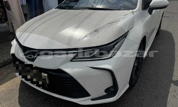 Acheter Import Voiture Toyota Corolla Blanc à Douala, Littoral Cameroon Acheter Import Voiture Toyota Corolla Blanc à Douala, Littoral Cameroon