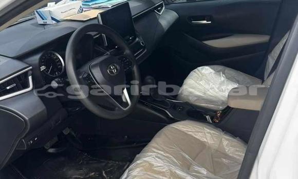 Acheter Import Voiture Toyota Corolla Blanc à Douala, Littoral Cameroon Acheter Import Voiture Toyota Corolla Blanc à Douala, Littoral Cameroon