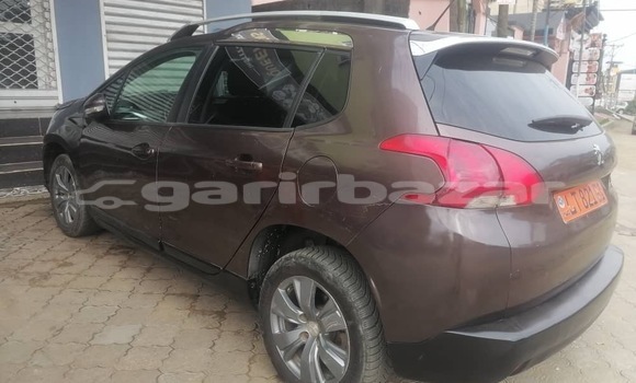 Sayi Sabo Peugeot 2008 Sauran Mota in Douala a Ƙasar Kamaru Sayi Sabo Peugeot 2008 Sauran Mota in Douala a Ƙasar Kamaru
