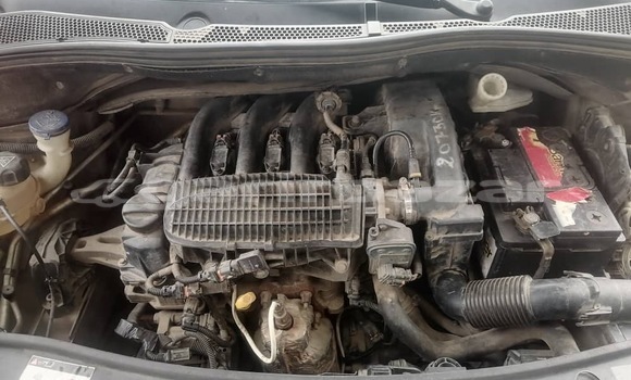 Sayi Sabo Peugeot 2008 Sauran Mota in Douala a Ƙasar Kamaru Sayi Sabo Peugeot 2008 Sauran Mota in Douala a Ƙasar Kamaru