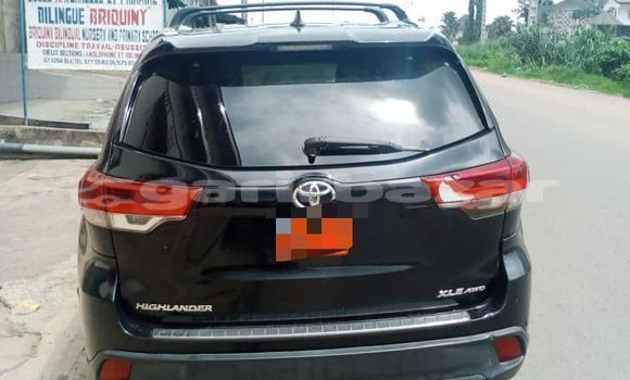 Buy Used Toyota Highlander Black Car in Douala in Littoral Cameroon Buy Used Toyota Highlander Black Car in Douala in Littoral Cameroon