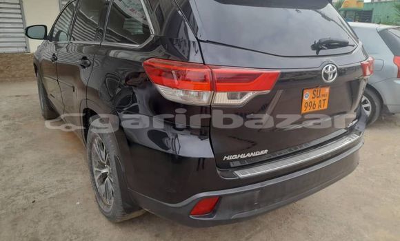 Buy Used Toyota Highlander Black Car in Douala in Littoral Cameroon Buy Used Toyota Highlander Black Car in Douala in Littoral Cameroon