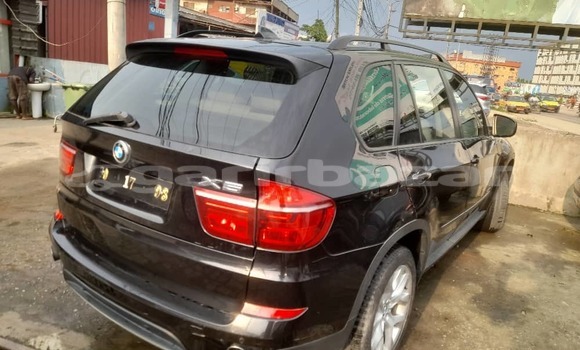 Sayi Imported BMW X5 Black Mota in Douala a Ƙasar Kamaru Sayi Imported BMW X5 Black Mota in Douala a Ƙasar Kamaru